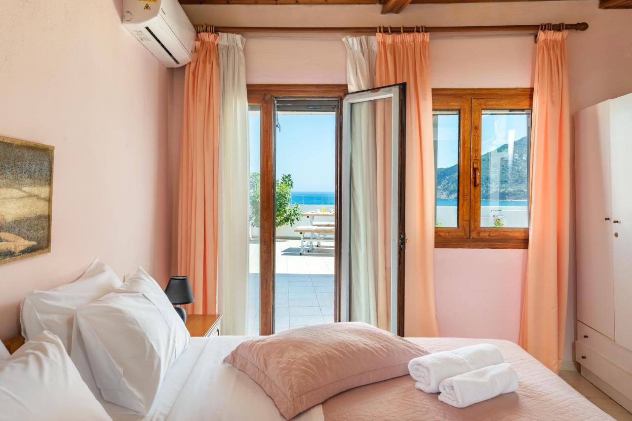 Regina Hotel Skopelos Exterior foto