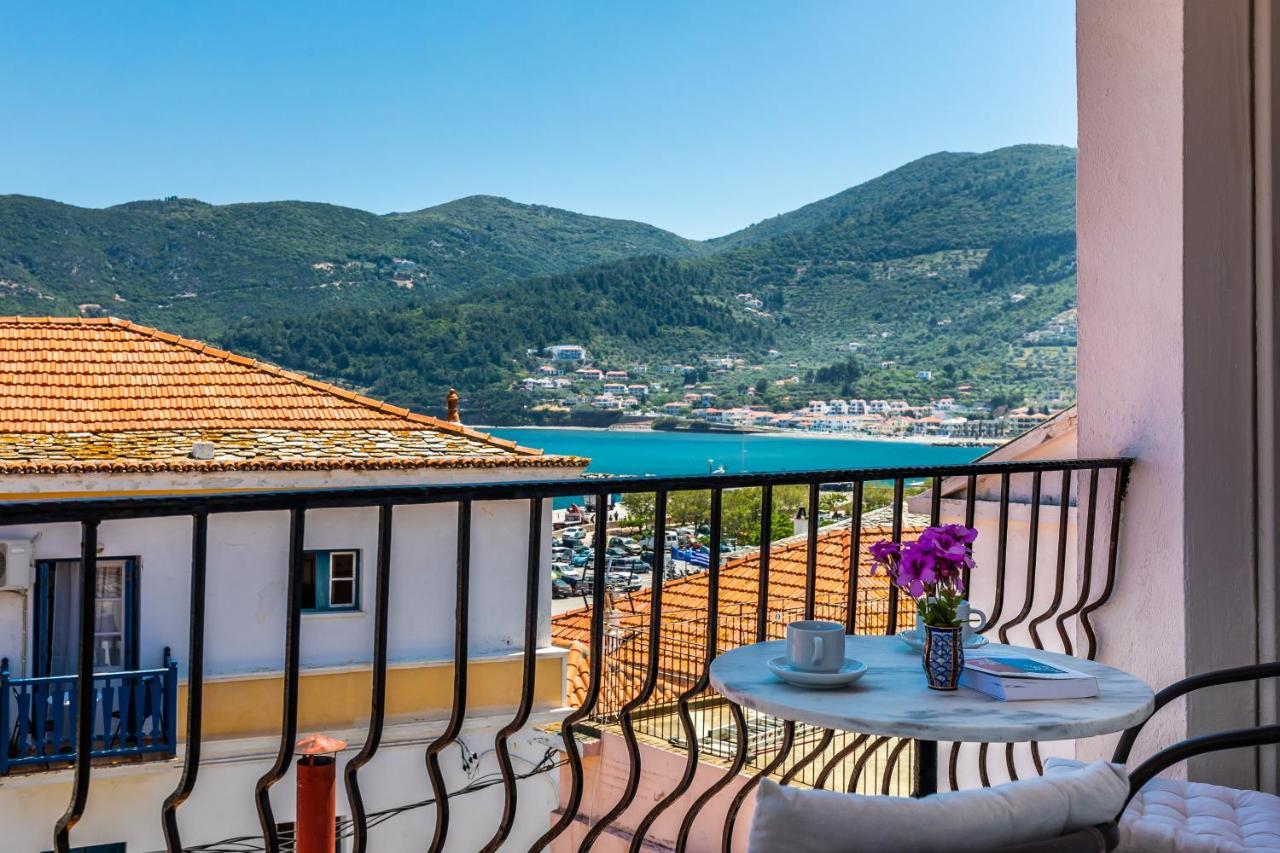 Regina Hotel Skopelos Exterior foto