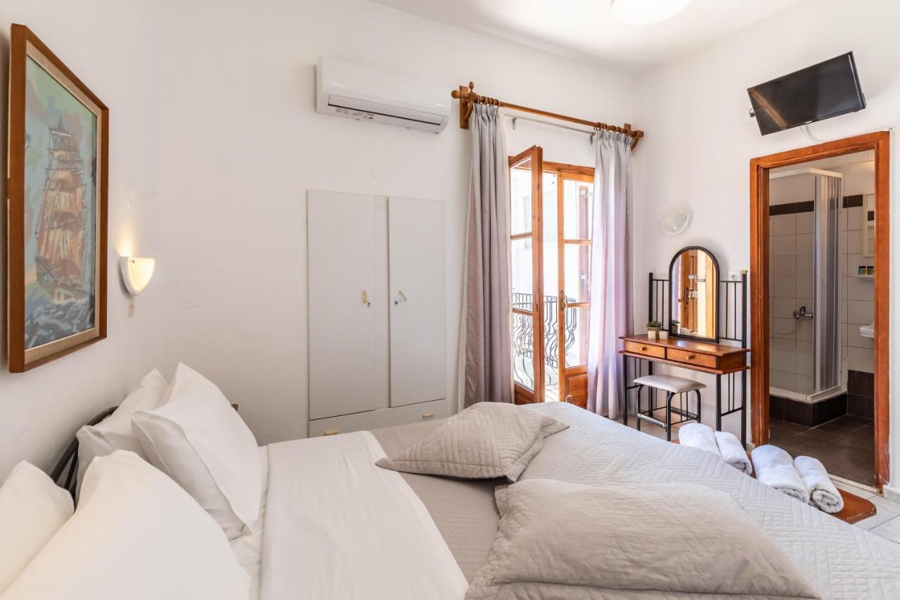 Regina Hotel Skopelos Exterior foto