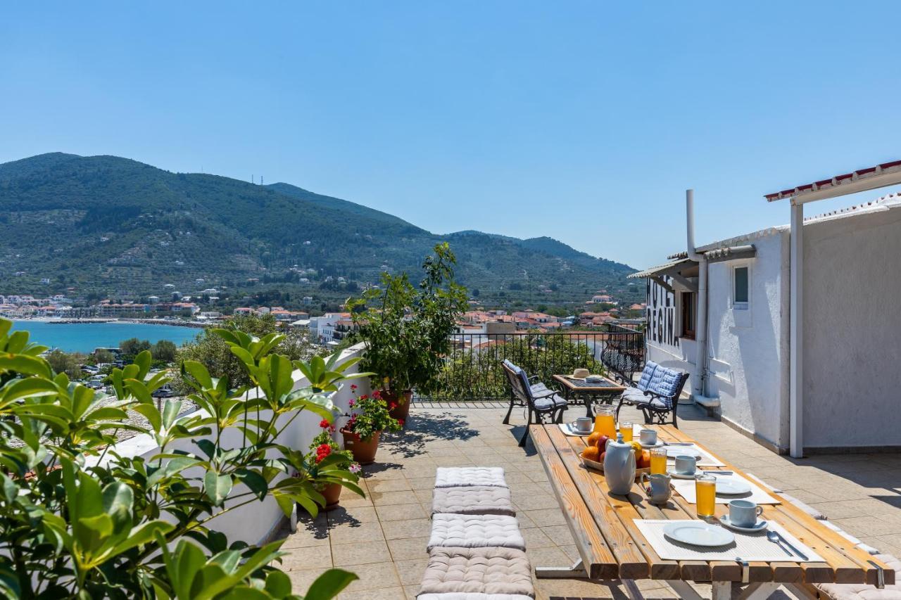 Regina Hotel Skopelos Exterior foto