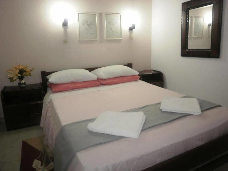 Regina Hotel Skopelos Exterior foto